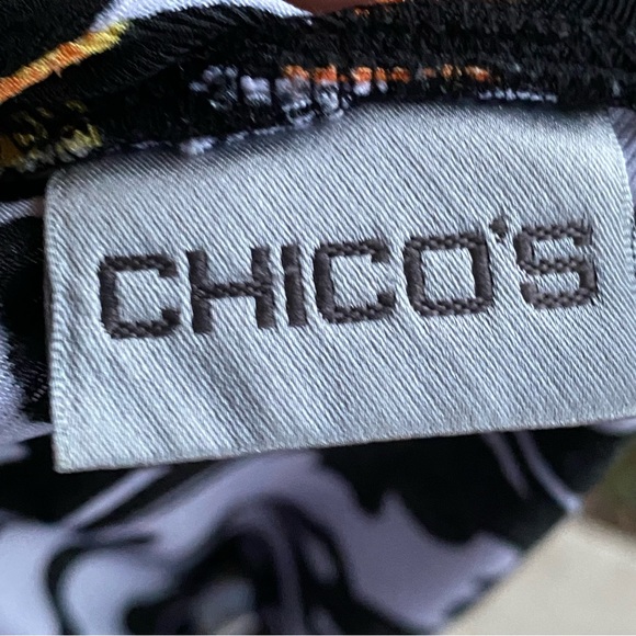 Chico’s 3/4 Sleeve Floral V Neck Top - Picture 14 of 16